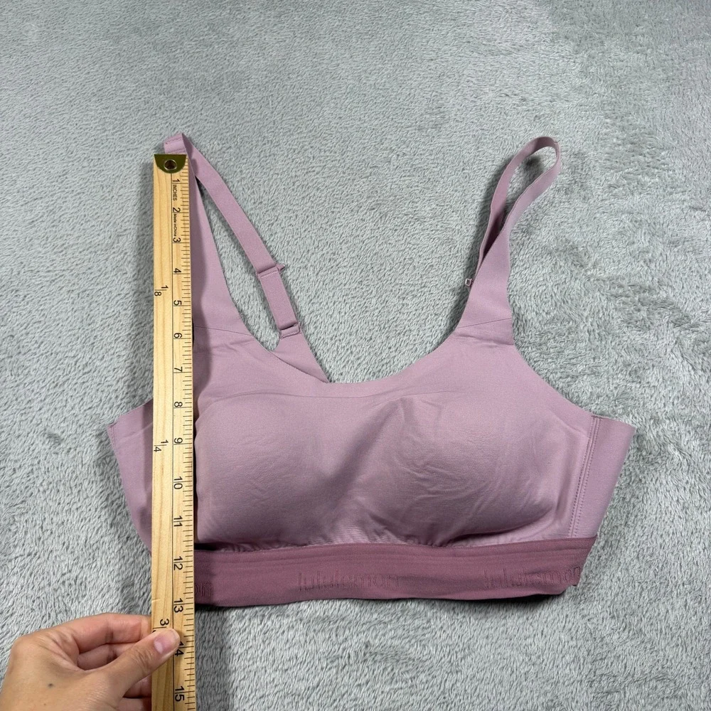 Lululemon Fine Form Bra Women B34 Purple Mauve Molded Cups‎